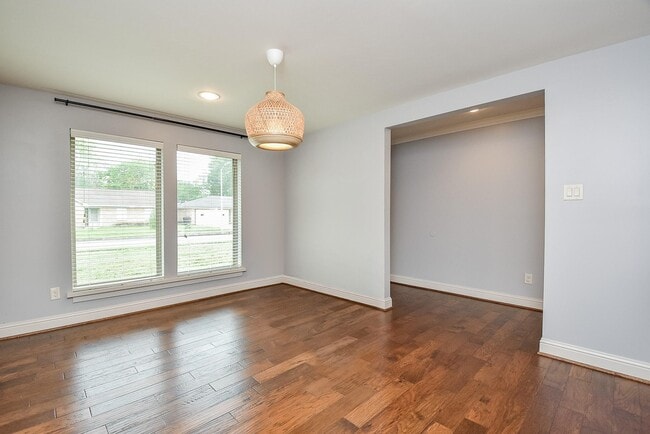 Building Photo - 5815 Dryad Dr
