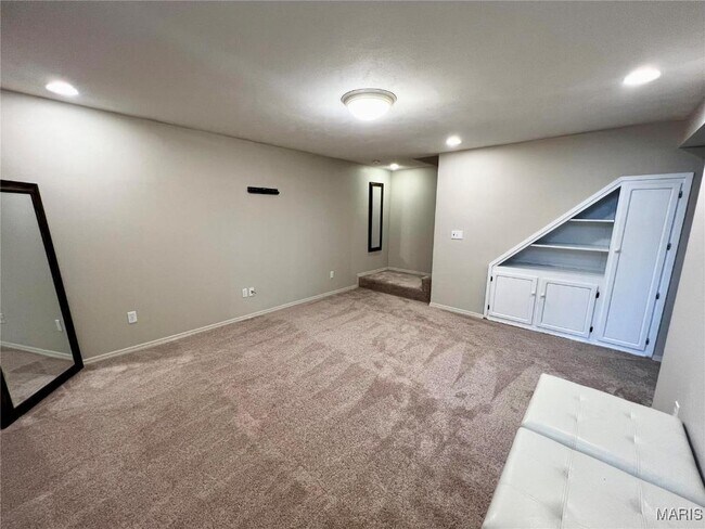 Building Photo - 520 Ironwood Dr