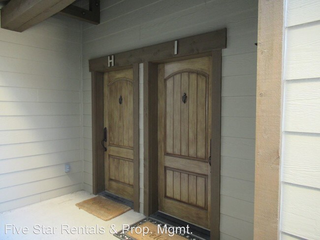 Building Photo - 2 br, 2 bath House - 6204 I Monterra Avenue