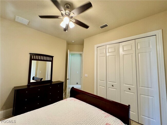 Building Photo - 1740 Ludlow Rd