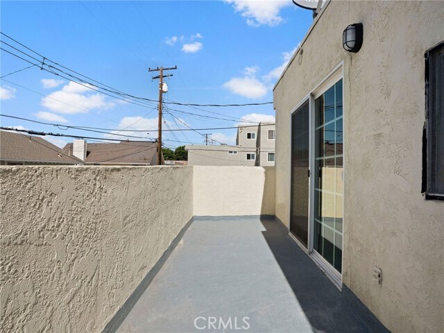 Building Photo - 7037 Milton Ave