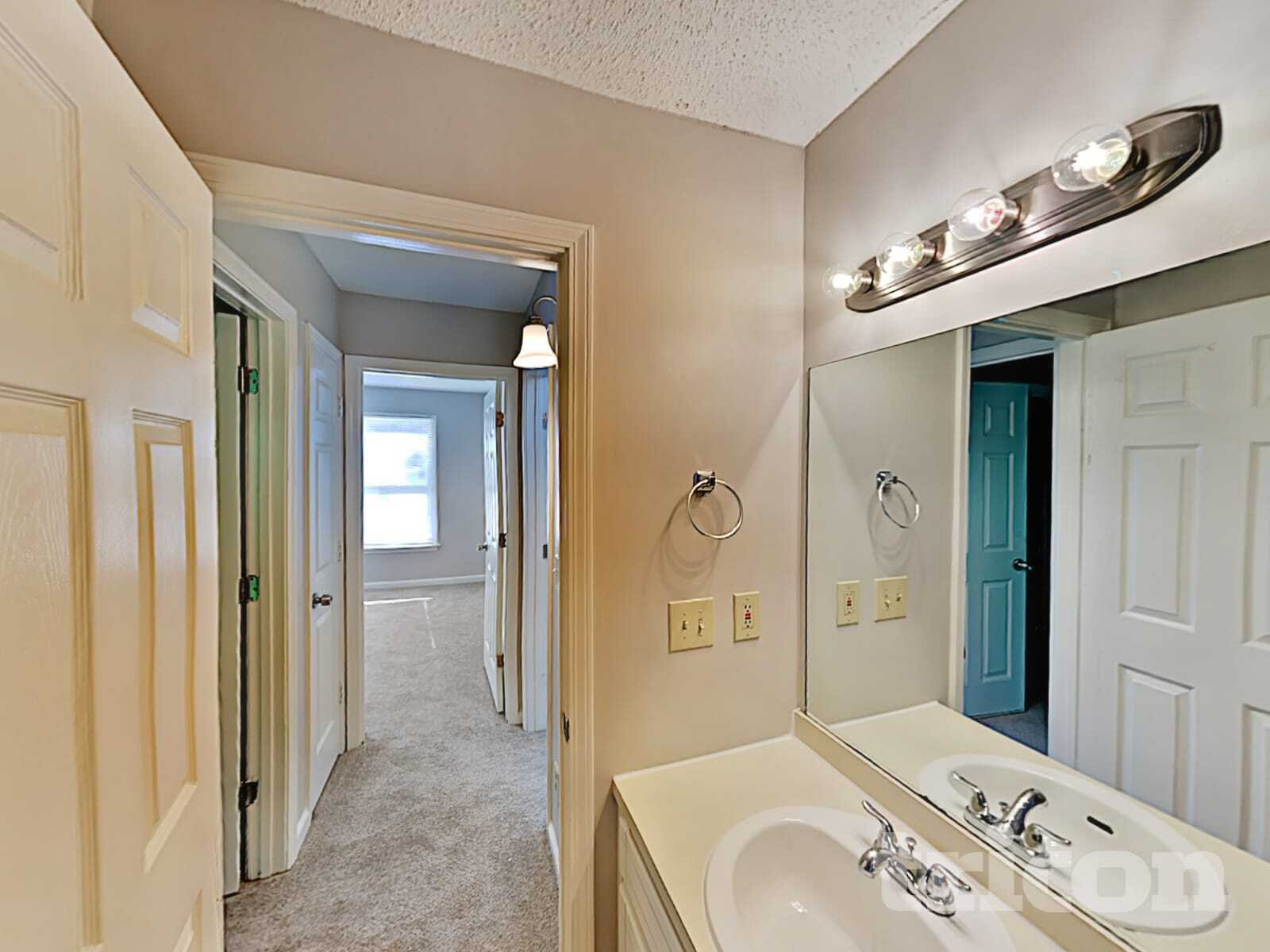 Building Photo - 5272 Ferry Creek Ln