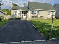 Building Photo - 55 Wenonah Ave