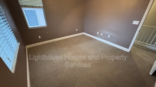 Building Photo - 6848 Baby Jade Ct