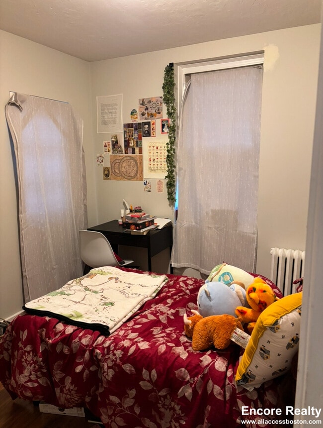 Building Photo - 224 Hanover St