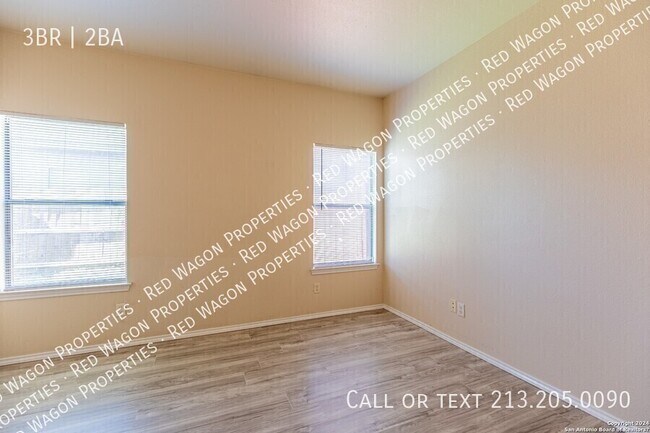 Building Photo - 7226 Golf Way