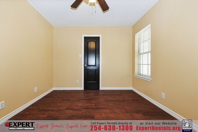 Building Photo - 1604 Edgefield St