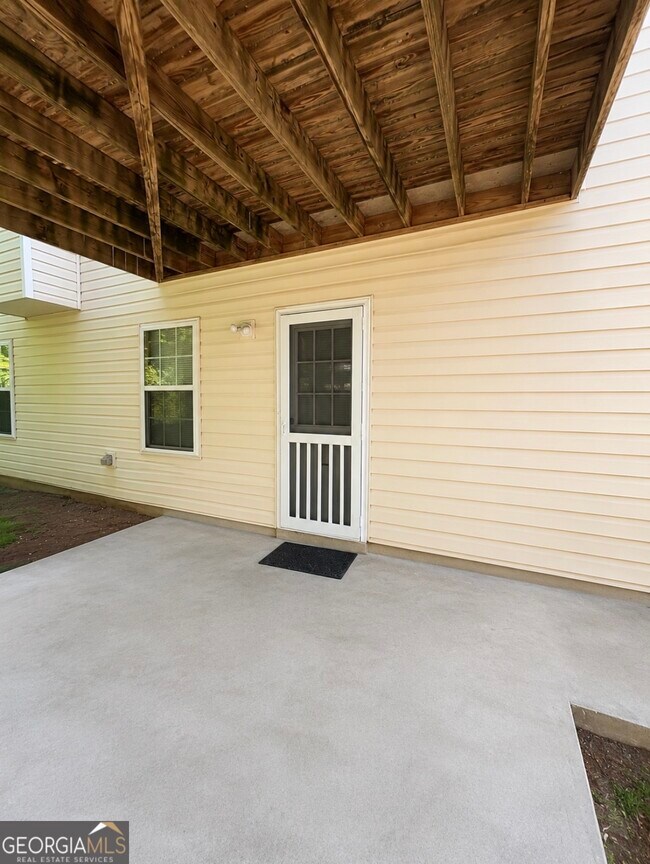 Building Photo - 45 Grandview Ct