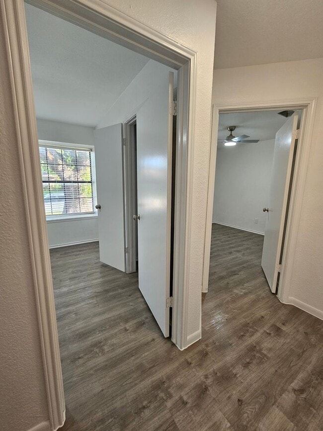 Building Photo - Allen | 3 Bed 2 Bath | Single Family Home ...