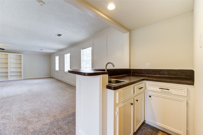 Building Photo - 9115 Taidswood Dr