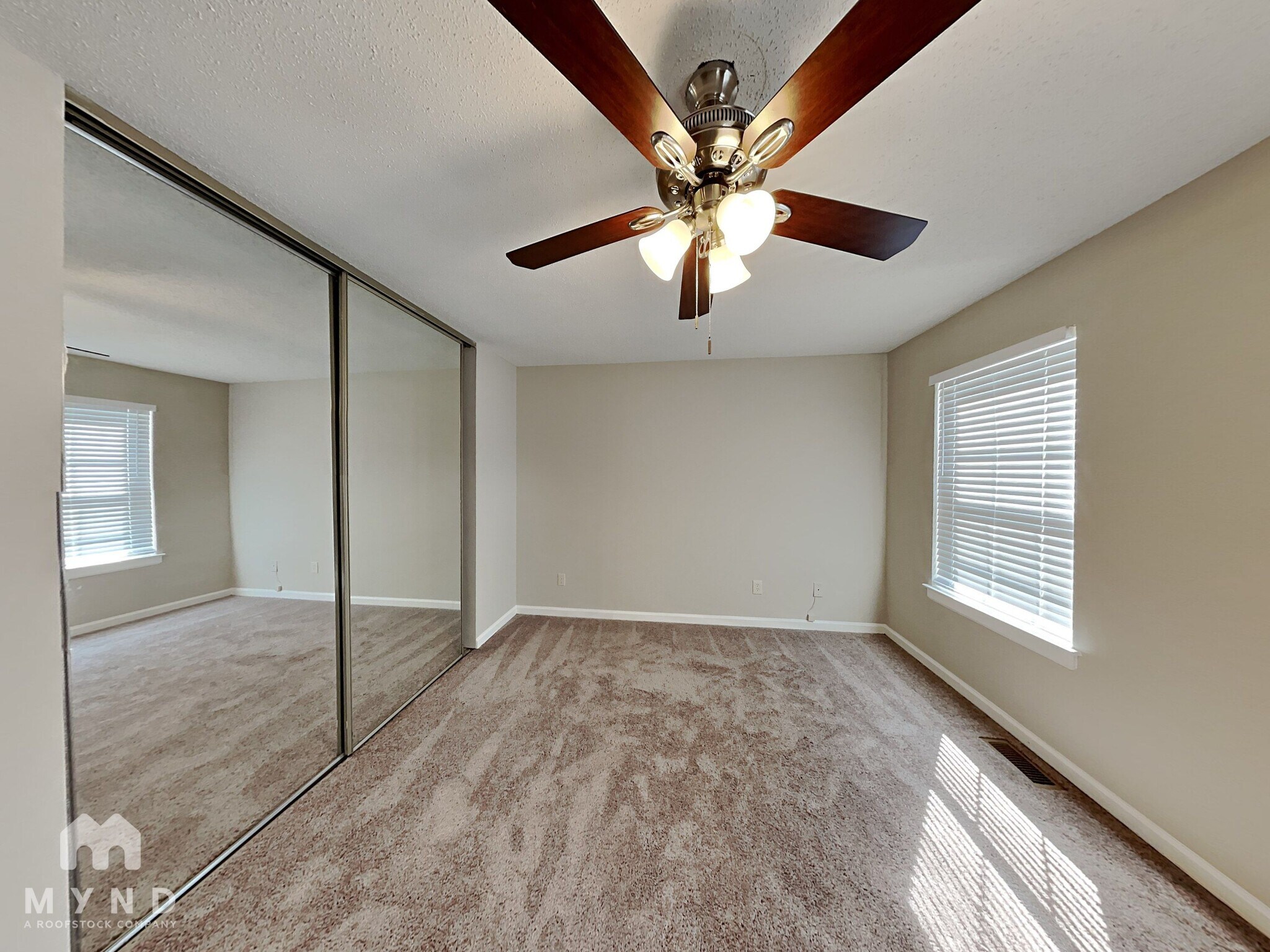 Building Photo - 5561 Northcut Dr