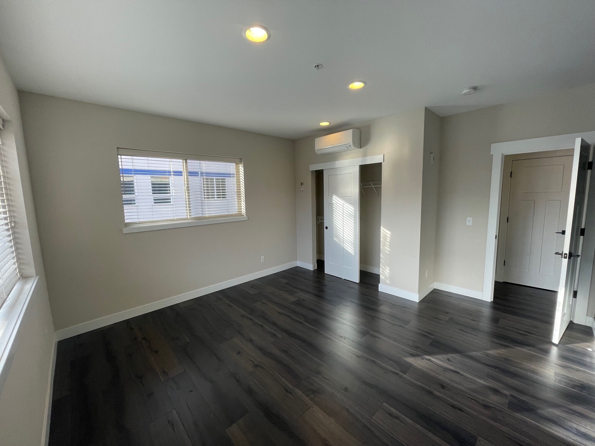 Building Photo - 2311 E John St