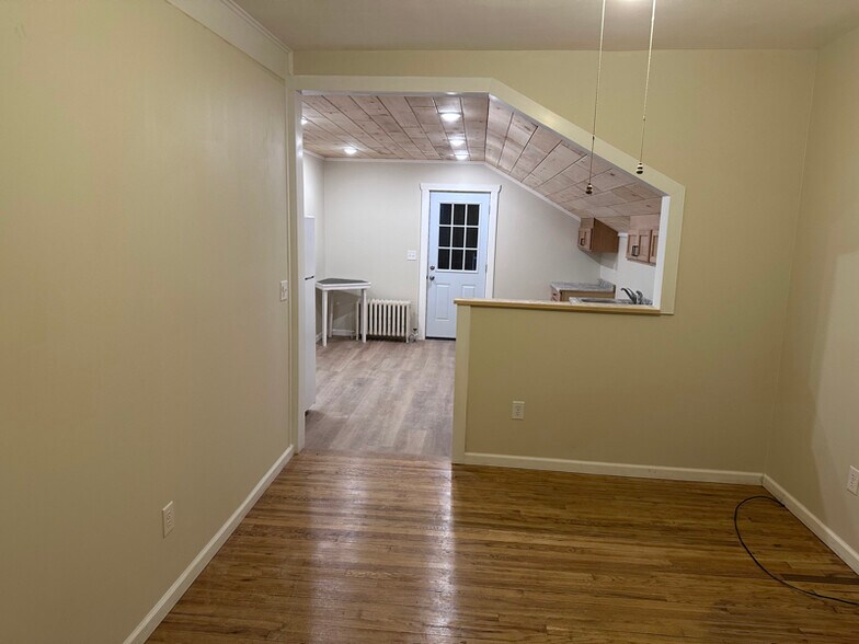 Building Photo - 11 Westcott St