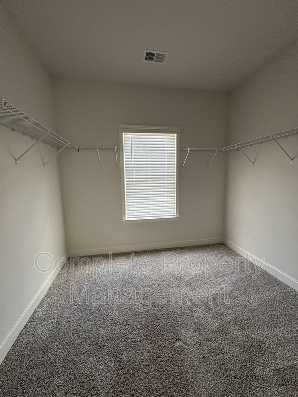 Building Photo - 7 Wescott Hill Way SE