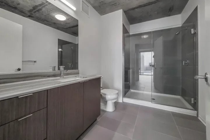Building Photo - 2107 S Wabash Ave