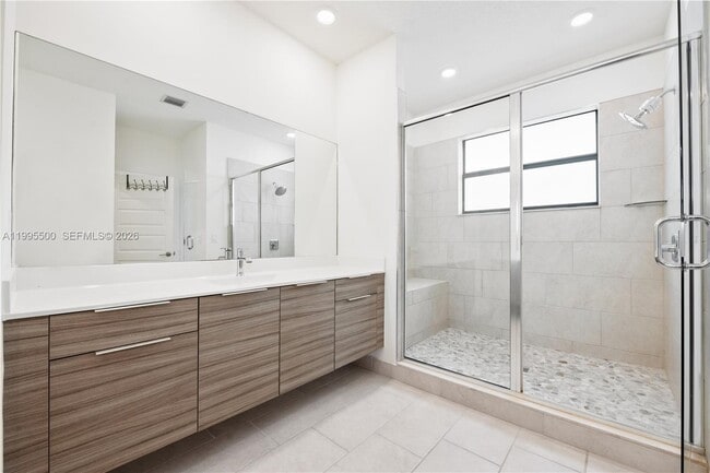 Building Photo - 8836 NW 161st Terrace