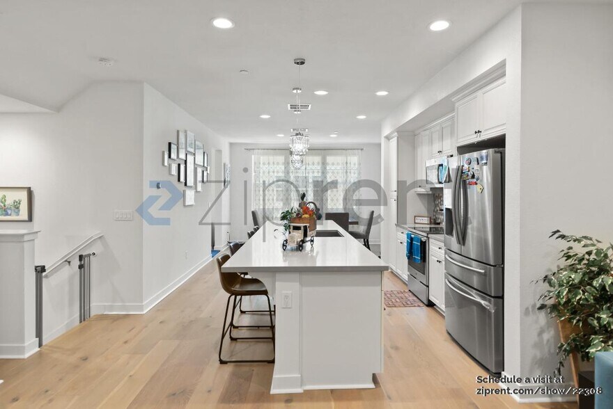 Building Photo - 380 Hansen Ter