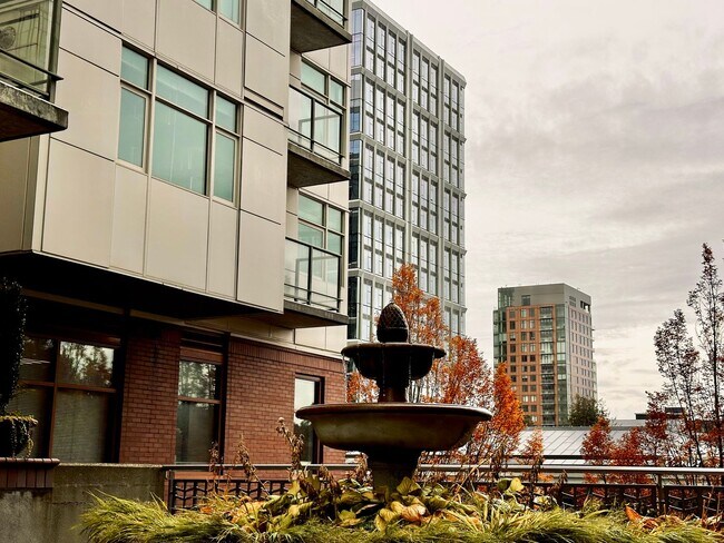 Building Photo - Downtown Bellevue Studio with Balcony, In-...
