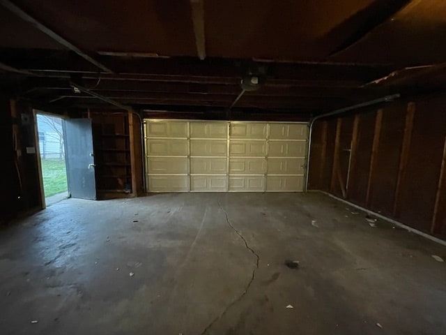 Building Photo - 924 E Chippewa Ave