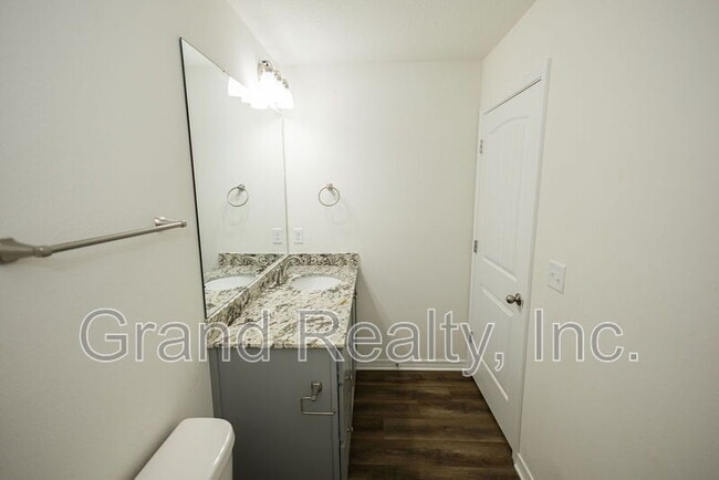 Building Photo - 6283 Holland Rd
