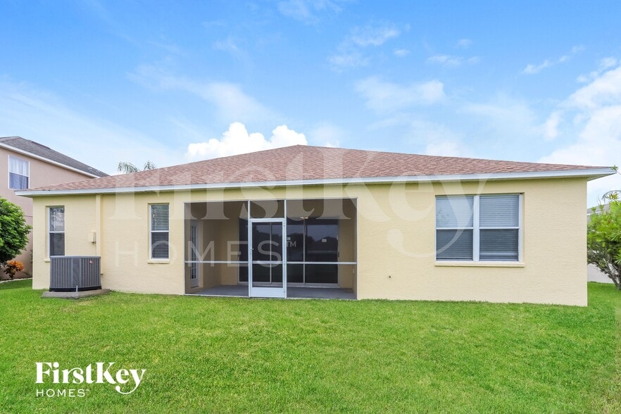 Building Photo - 11451 Callaway Pond Dr