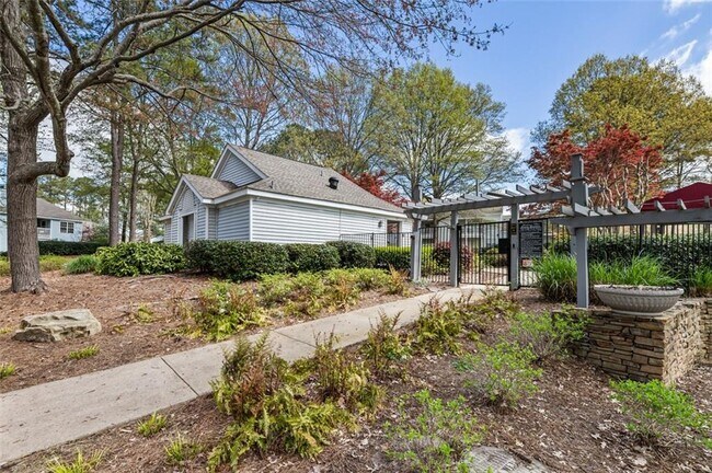 Building Photo - 4016 Whitehall Way