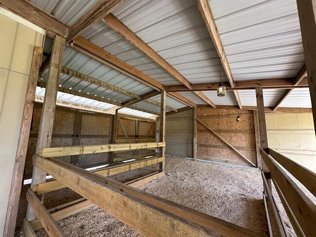 Building Photo - 1410 Field Store Rd