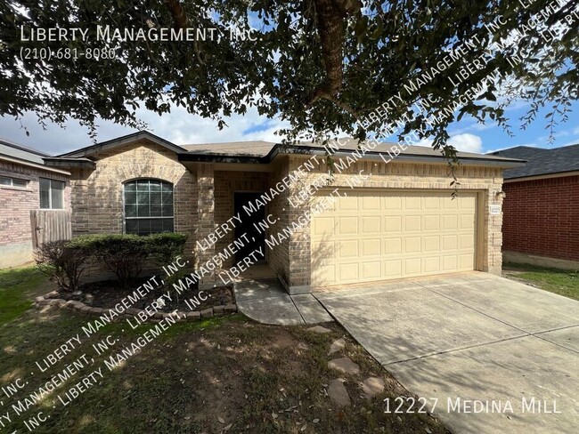 Primary Photo - 3 Bed, 2 Bath Home in Alamo Ranch with an ...