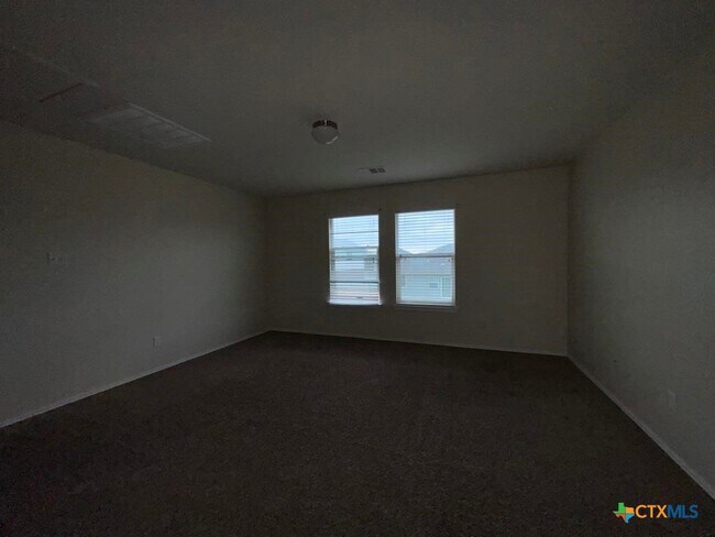 Building Photo - 4902 Bridgewood Dr