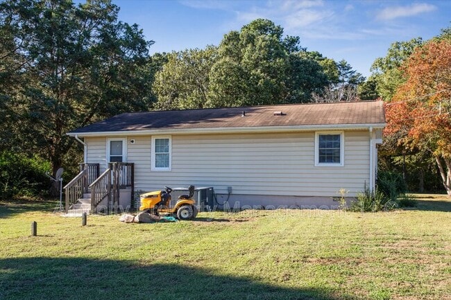 Building Photo - 7268 Stokes Dr