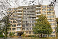 Building Photo - Great 1BR in Cathedral Heights! Fully furnished!