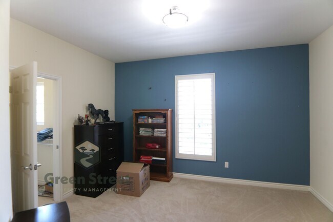 Building Photo - 2975 W.Evans Rd