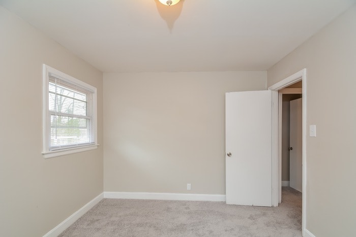 Building Photo - 927 S Plum St