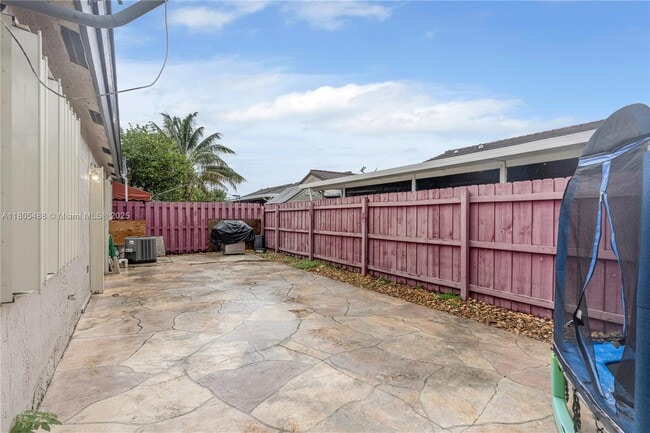 Building Photo - 8433 NW 189th St