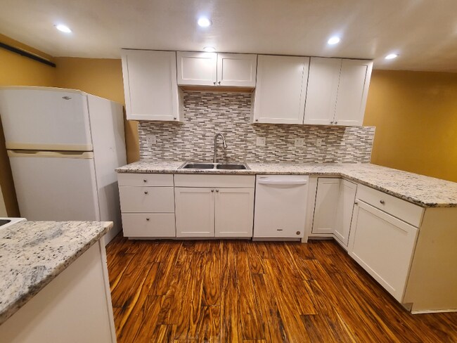 Building Photo - 333 E 300 N