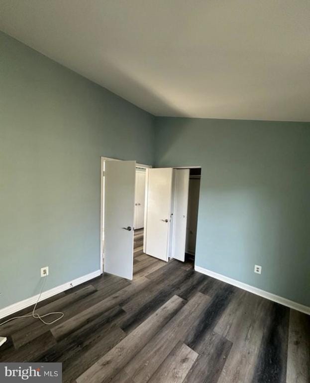 Building Photo - 986-RENTAL Yachtsman Way