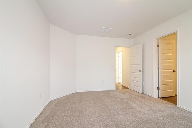 Building Photo - 1833 Rock Elm Dr