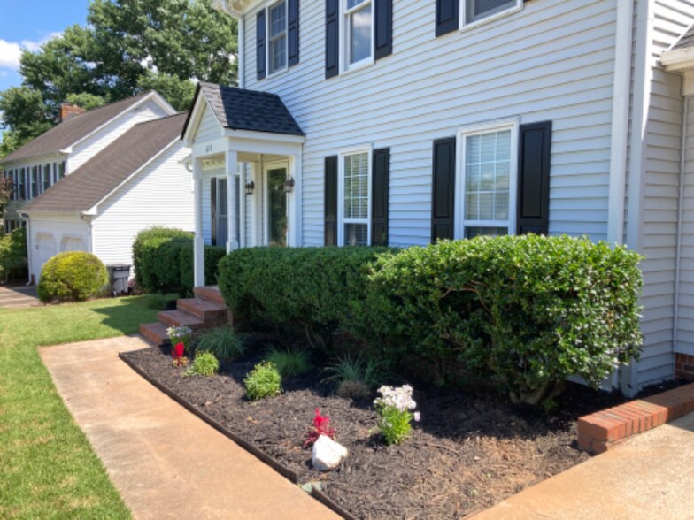 Building Photo - 610 Oak Pointe Ct