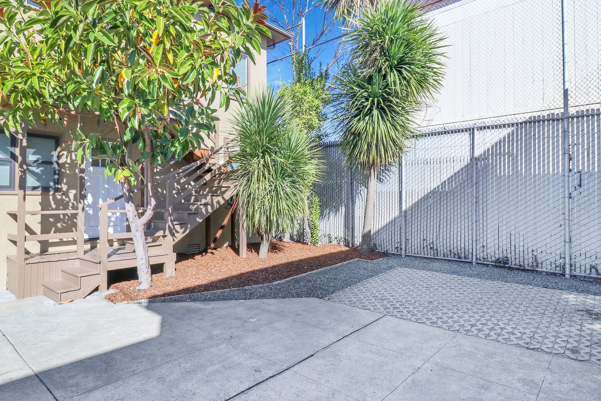 Building Photo - 1075 43rd St