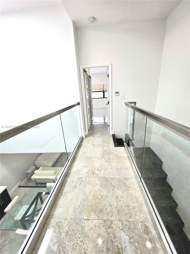 Building Photo - 310 Poinciana Island Dr