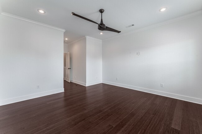Building Photo - Modern 3-Bedroom Home with Open Layout in ...
