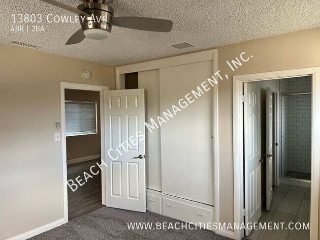 Building Photo - 13803 Cowley Ave