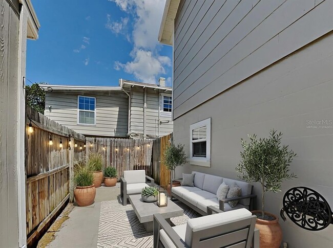 Building Photo - 4810 2nd Ave N