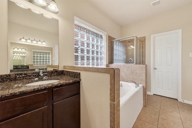 Building Photo - 22007 Castle Hawk Trail