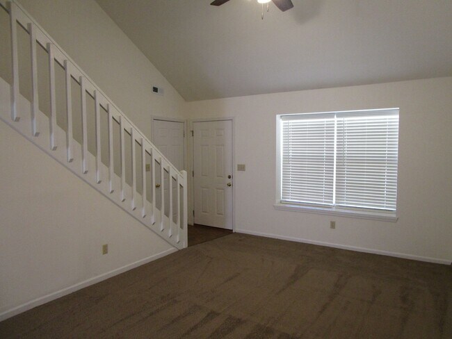 Building Photo - 3519-3521 Prescott Dr.