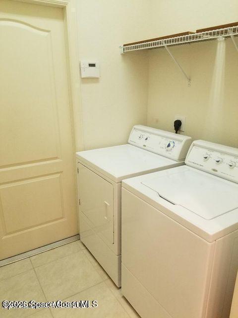 Building Photo - 1050 Eleuthera Dr NE