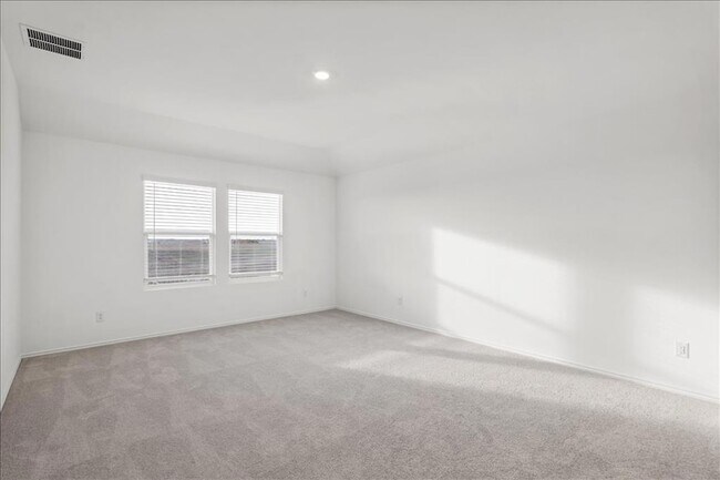 Building Photo - 212 Seven Seas Dr