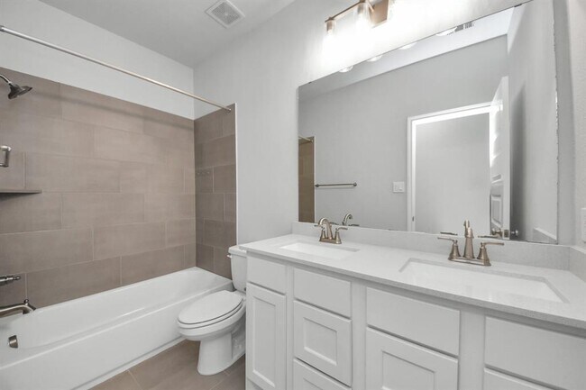 Building Photo - 28907 Ridge Valley Ct
