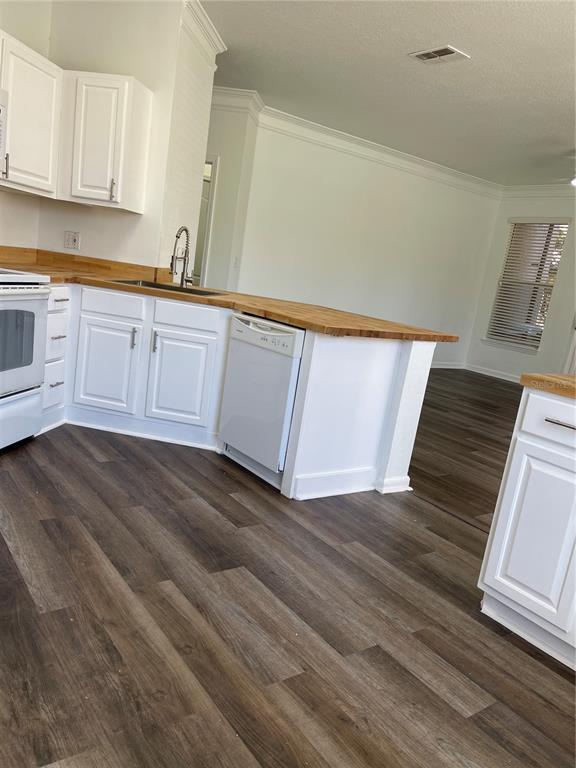 Building Photo - 10459 Villa View Cir