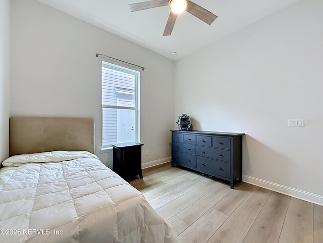 Building Photo - 736 Navigators Rd